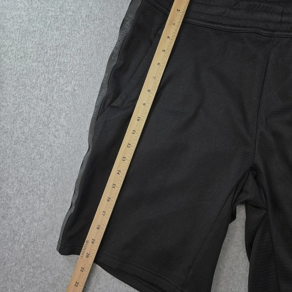 The North Face Shorts Mens‎ L Black Fleece Polyester Elastic Waist 10in